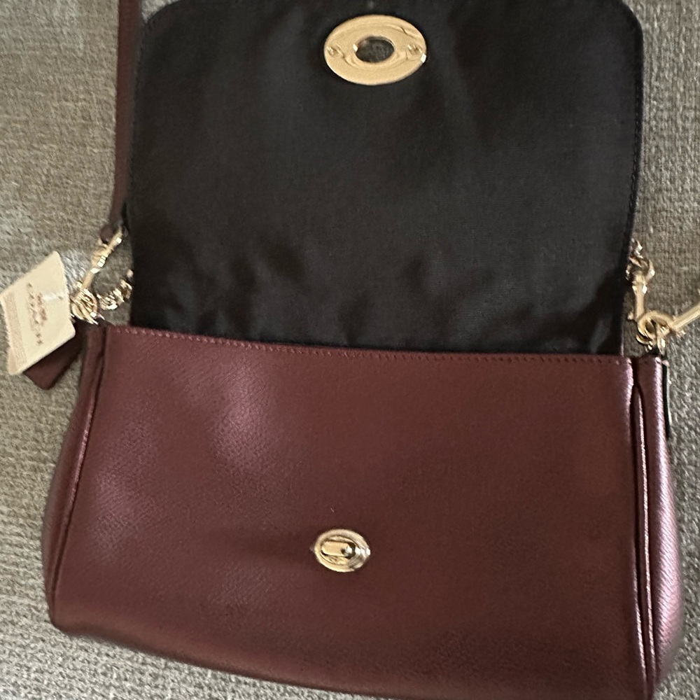 NEW! Coach Versatile Bag (Metallic Cherry) - Picture 2 of 13
